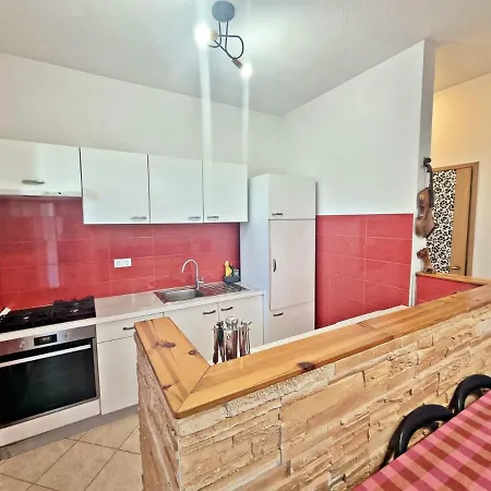 Apartment Irena With Terase End Private Parking *